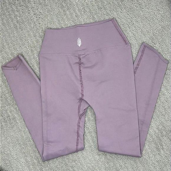 FREE PEOPLE | NWOT Modern Sculpt Leggings in Elderberry Bush - Picture 6 of 6